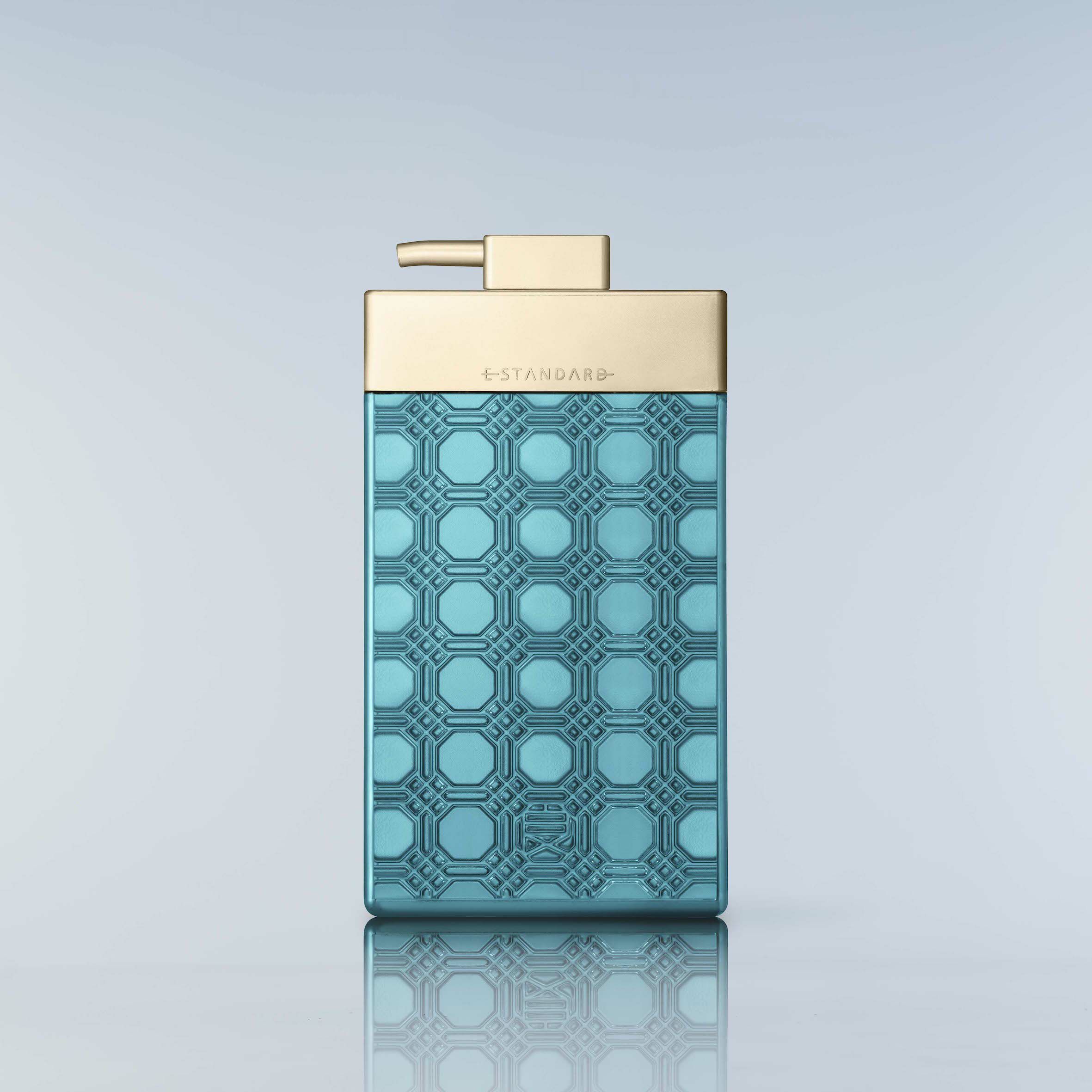 イイスタンダード シャンプー スカルプ 600mL | Canow Online Store