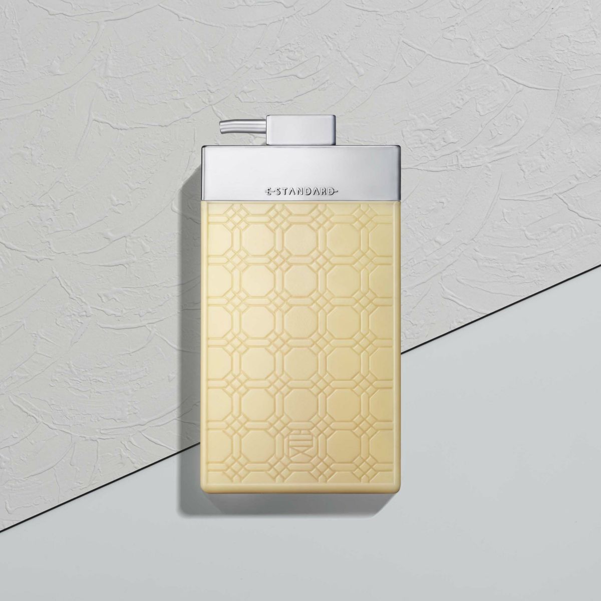 イイスタンダード トリートメント キューティクルニュートリション 600mL