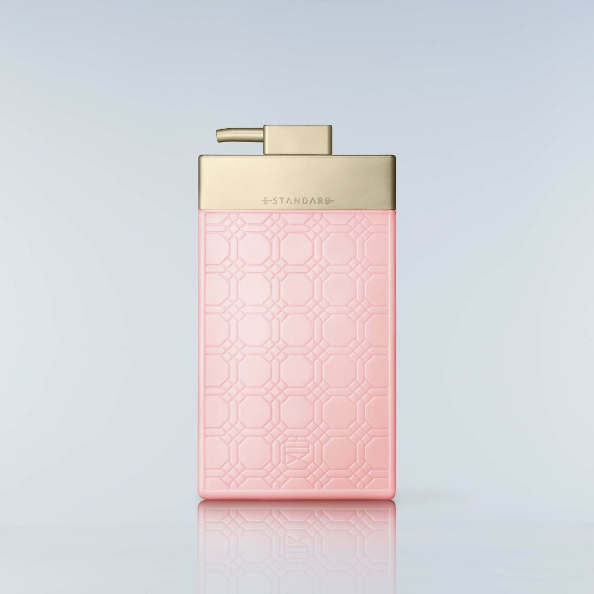 イイスタンダード トリートメント メデュラニュートリション ダマスクローズ 600mL